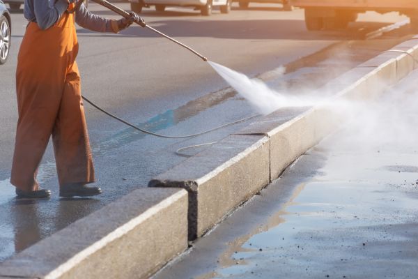 Cost of Commercial Concrete Cleaning in Norristown